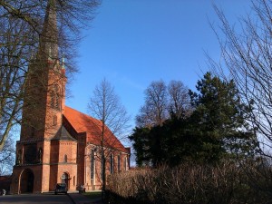 Die Peter-Paul-Kirche in Bad Oldesloe am Heiligabend 2011